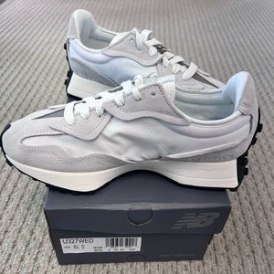 New Balance 327 Women’s Size 9.5 - gray/white/black tread